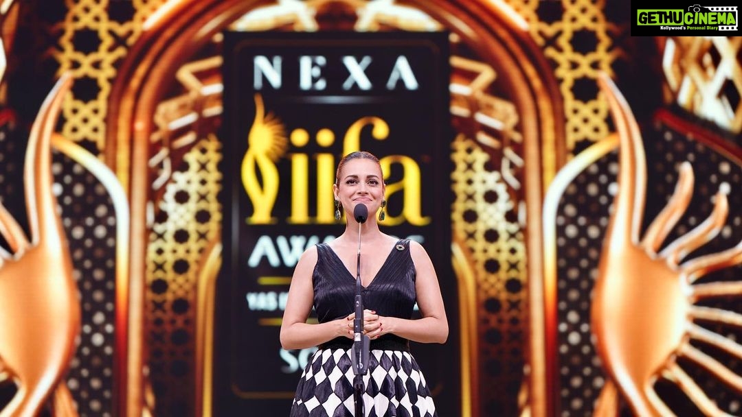 Dia Mirza Instagram - This #IIFA2023 was an important one. It marked the partnership between @uninindia @unep and @iifa to take the message of the #SustainableDevelopmentGoals and #BeatPlasticPollution to the film fraternity and all the lovers of Indian Cinema. By leveraging the twin engines of creativity and arts, we can inspire collective action for the Sustainable Development Goals. @iifa provided us the platform to speak and engage with people from all walks of life. To help each person understand that we are in the midst of a triple planetary crisis of #ClimateChange, #BiodiversityLoss and #Pollution. This impacts the lives of all people, everywhere. But most importantly it impacts the health and well being of our children. The #SDGs are a to do list for the world and each of us to rebuild a world that is free of pollution, a world that is healthy, peaceful and equal for all people. It was an honour and privilege to talk about the #GlobalGoals #SDGs at #IIFA2023 ππ» If all of us can take active part in championing at least one goal we can truly make a difference. Image 1 and 6 courtesy @iifa Black and White Images by @khamkhaphotoartist who captured these moments on stage while I delivered this speech ππ»π #ForPeopleForPlanet #BeatPlasticPollution #ForNature #LIFE #SDGsAtIIFA2023 @timmins.andre @virafsarkari @sabbas_joseph Yas Arena, Yas Island, Abu Dhabi