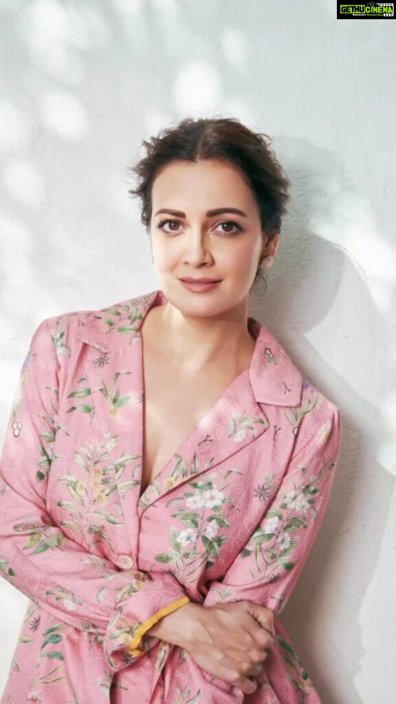 Dia Mirza Instagram - “I’m convinced of this: Good done anywhere is good done everywhere.” - Maya Angelou 💖🌸 Outfit by @november_noon Styled by @theiatekchandaney MUH @shraddhamishra8 Photos by @dhruv_dixit_serenity