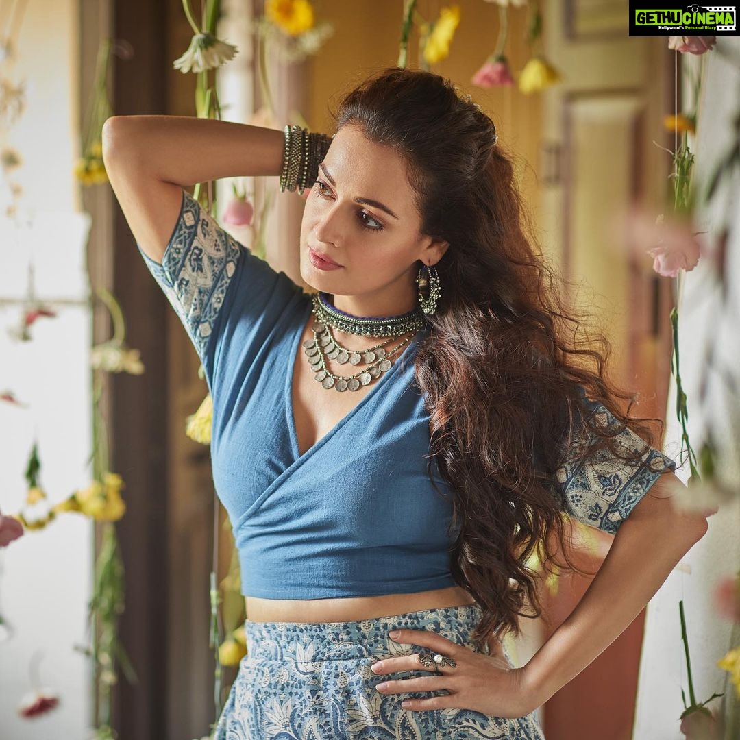Dia Mirza Instagram - Flow π¦ When passion meets purpose we create joy π New campaign for @taavi_ #sustainableclothing #handcraftedinindia Shot by @rohanshrestha π―π€ Make up by @thevipulbhagat π Hair by @tejisinghofficial π¦ Styled by @theiatekchandaney π₯° Assisted by @ayushijain.18 Managed by @shruti8711 @exceedentertainment ππΌπ Available at @myntra and in stores ππ» India