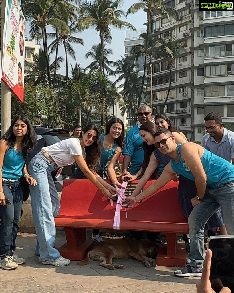 Dia Mirza Instagram - This morning was so special! I had the honour to inaugurate along with @pragyakapoor_ these benches made from 36000kgs of illegally dumped construction debris at carter beach collected by @cartercleanup over 75 weeks of clean up! A great example of citizen action to improve our environment and #CleanSeas #BeatPollution and also a perfect example of creating value from waste 🙌🏼 The good work by this amazing citizen group @haroldf1234 @ashwin_malwade @freishia @agwl_nupur @maansiahuja will continue and everyone is welcome to join 🌏🐯 Thank you @my_bmc H Ward for all your help in facilitating this process 🙏🏻 and thank you @refillable.india for supporting this work 🌻 #SDGs #GlobalGoals #CitizenAction #CircularEconomy #Recycle Carter Road Beach, Mumbai, India