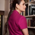 Dia Mirza Instagram - Boss vibes 🌸💖 Who said gentle can’t be strong? Who said kind is weak? Who said women can’t lead? We lead from our hearts. That is what makes a difference - A Proud Working Woman! I am glad companies are working towards inclusivity and ensuring they have a wider representation of women in their work force. It was a pleasure engaging with @hdfcbank on their #InclusivityDay 🦋 #TBT #TuesdayThoughts Outfit Courtesy - @khhouseofkhaddar Jewellery by @studioviange Styled by @theiatekchandaney MUH @shraddhamishra8 Photos by @dhruv_dixit_serenity #SDGs #Goal5 #GenderEquality #WomenAtWork #WorkingMamma Mumbai, Maharashtra