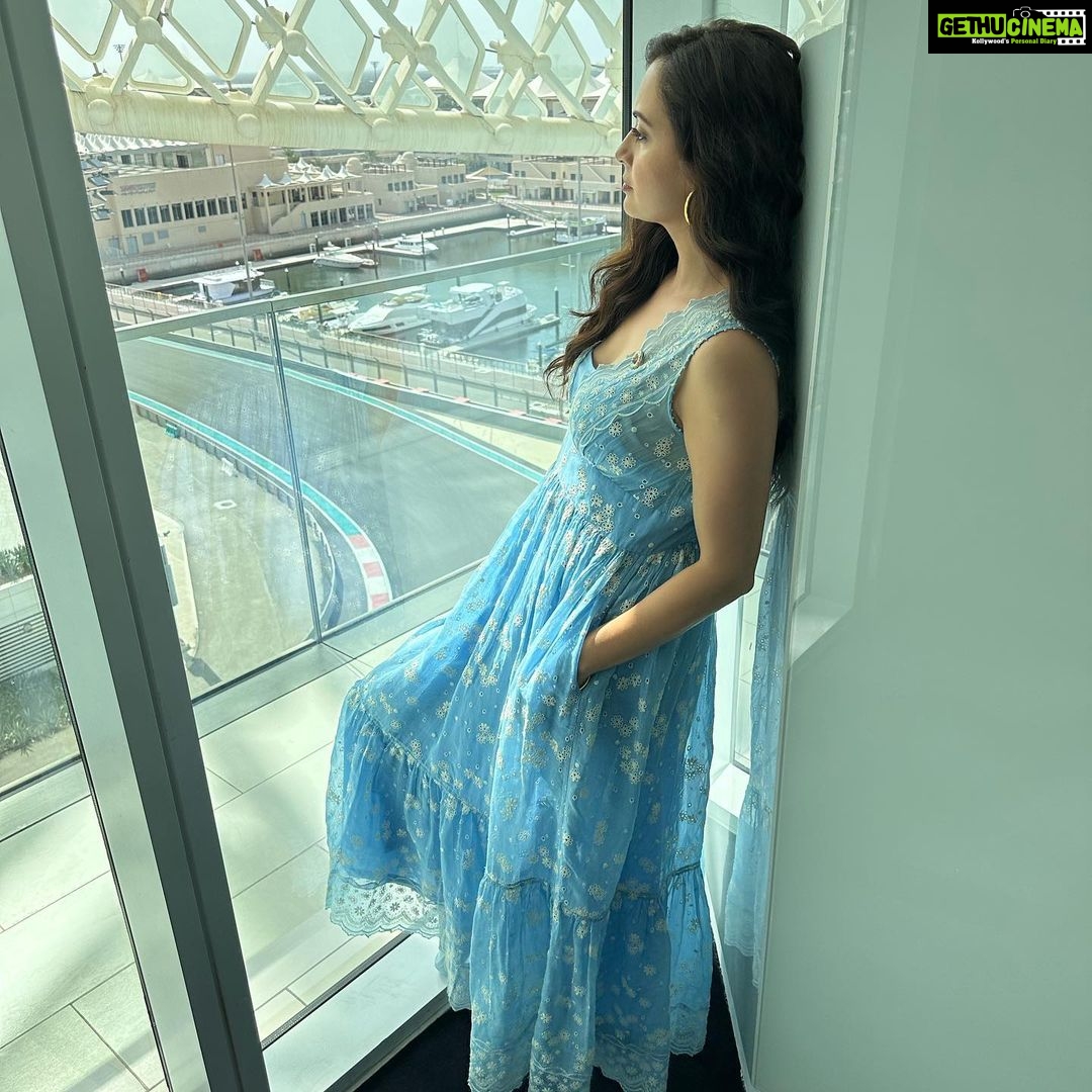 Dia Mirza Instagram - Attended a #IIFAAwards2023 @iifa press call to talk about the need to #BeatPlasticPollution and the opportunity to highlight the #SustainableDevelopmentGoals. Thank you to members of the press for giving us your time and attention 🙏🏻💚 Thank you @shombi.sharp for doing this with me 🙏🏻 Thank you @iifa for using your platform to help make a difference 🙌🏼 Outfit @ilovepero Shoes @melissashoesindia @sallyruchi HMU @shraddhamishra8 Styled by @theiatekchandaney #TravelingBottle #SDGs #ForPeopleForPlanet #ForNature @uninindia @unep @unsdgadvocates @timmins.andre @virafsarkari @sabbas_joseph Yas Island