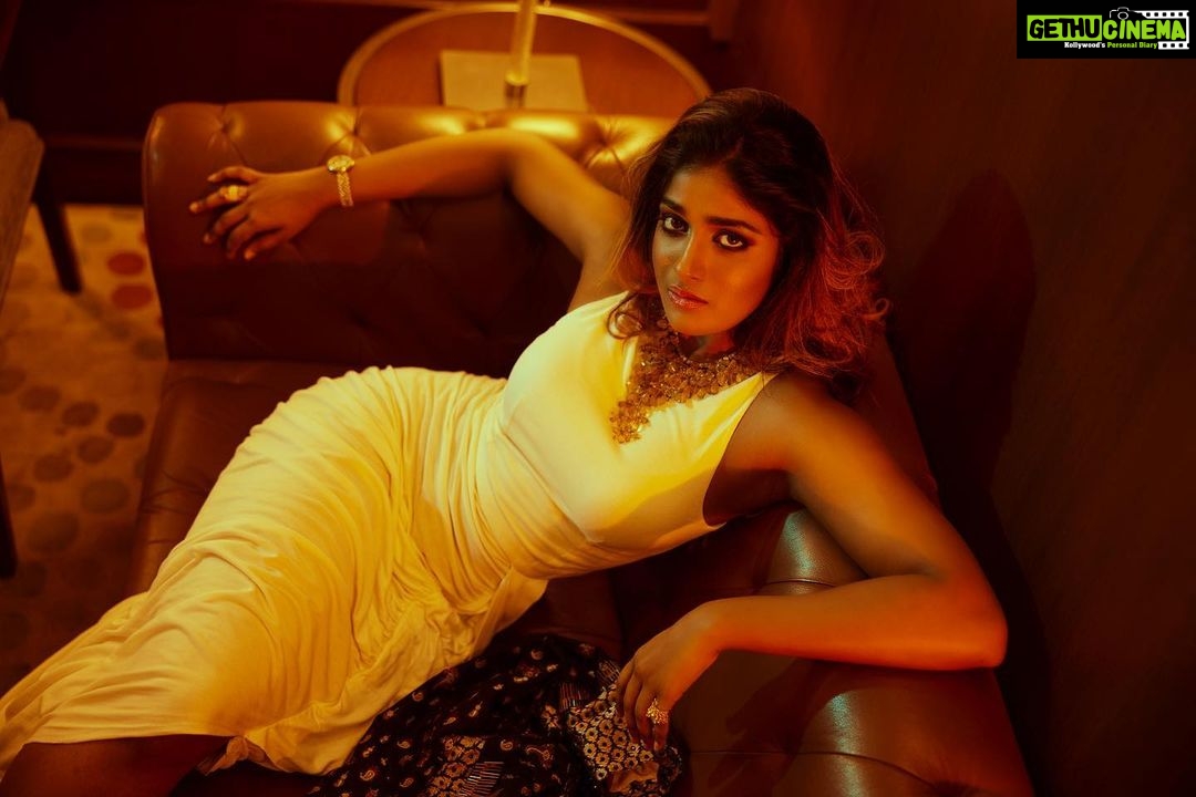 Dimple Hayathi Instagram - Actress @dimplehayathi Publisher, Editor-in-chief, makeup, styling & concept @itsmesangeethakailash @varaabyskmagzine Photography 📸 @sandeep.mv @_Sunburstt_ Designer : @sounaksenbarat @houseofthreestudio Venue @royalorchidbangalore Jewellery @amrapalijewels & @velvetboxby #dimplehayathi #Sunburstt #Sandeepmv #PortraitsbySMV #varaabyskmagzine #Khiladi #atarangire #houseofthreestudio #profoto #sonyalphain #betterwhenyoutether Hotel Royal Orchid, Bangalore