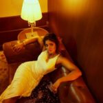 Dimple Hayathi Instagram – Actress @dimplehayathi
Publisher, Editor-in-chief, makeup, styling & concept @itsmesangeethakailash @varaabyskmagzine
Photography 📸 @sandeep.mv @_Sunburstt_
Designer : @sounaksenbarat @houseofthreestudio
Venue @royalorchidbangalore
Jewellery @amrapalijewels & @velvetboxby
#dimplehayathi #Sunburstt #Sandeepmv #PortraitsbySMV #varaabyskmagzine #Khiladi #atarangire #houseofthreestudio #profoto #sonyalphain #betterwhenyoutether Hotel Royal Orchid, Bangalore