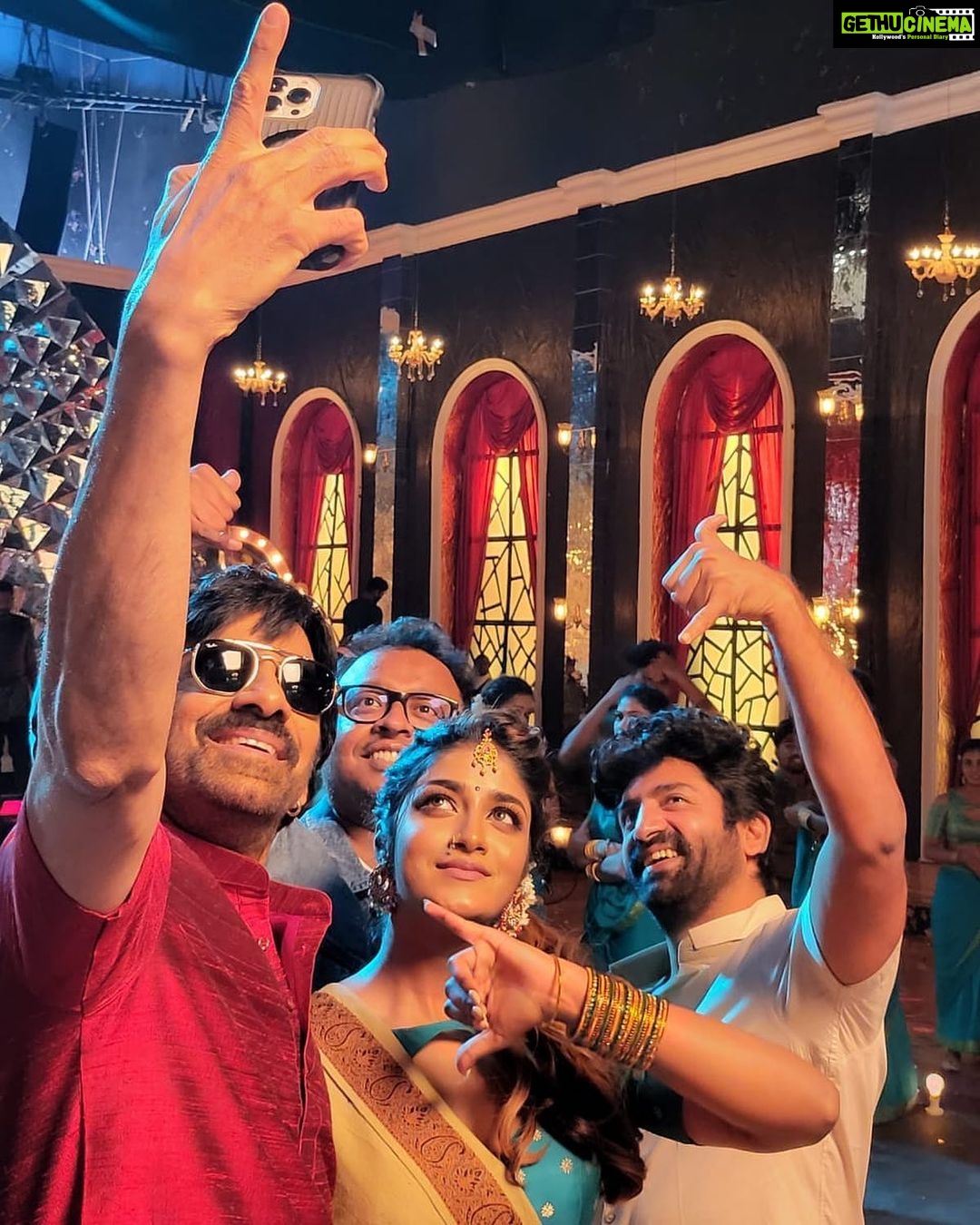 Dimple Hayathi Instagram - Fulllll kickuuu #khiladi #fullkicku @raviteja_2628 @sekharmaster @thisisdsp @dop_gkvishnu #dimplehayathi