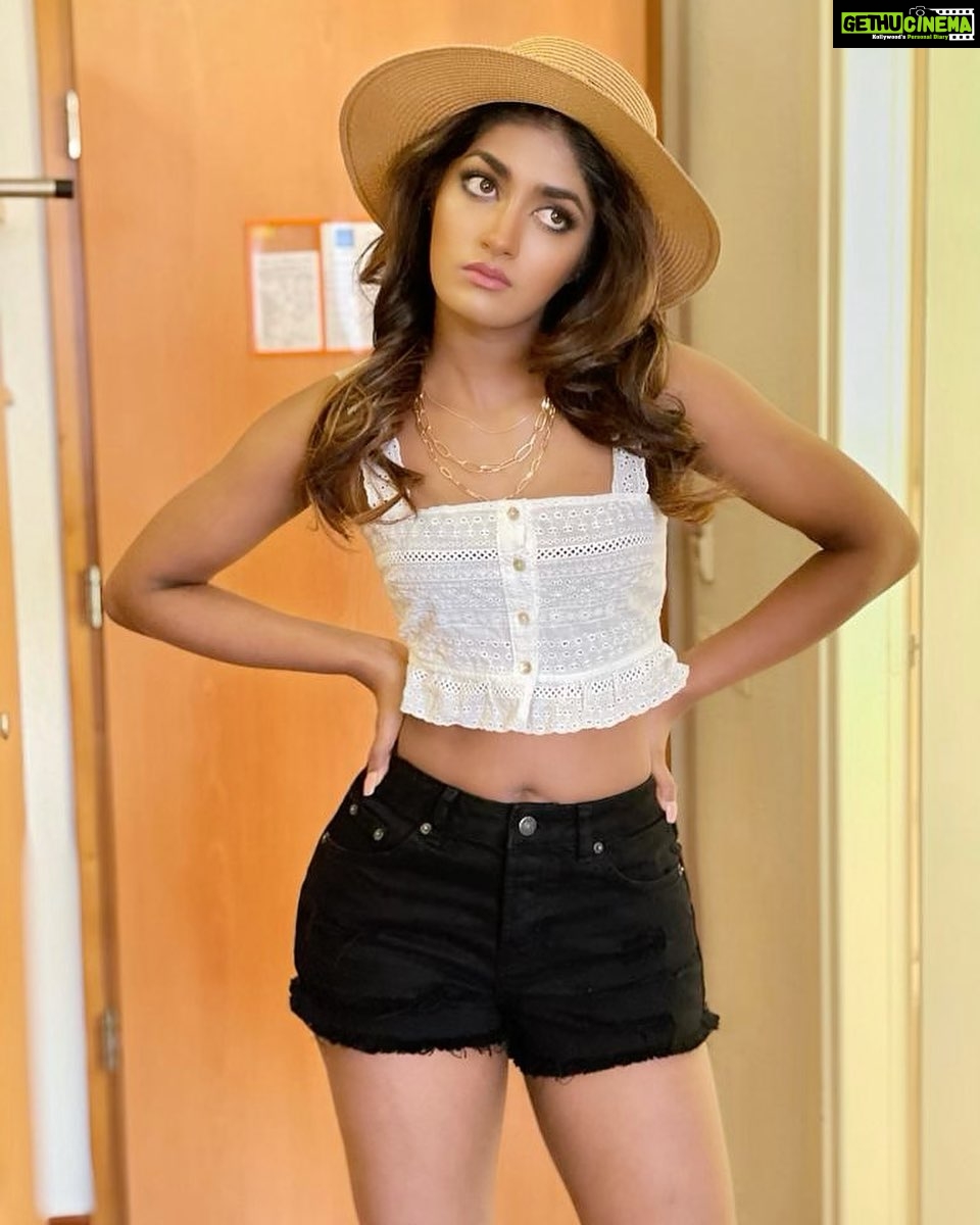 Dimple Hayathi Instagram - All together in a different world of amusement. #dimplehayathi Makeup - @aruusmakeup Hair - @nagukasu Italy