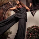 Dimple Hayathi Instagram – Can never pick just one! 

Outfit: @keerthikadireofficial 
Photography: @puchi.photography 
Makeup: @aruusmakeup 
Hair: @nagukasu 
.
.
.
.
.
.
.
.
#stylediaries #raamabaanam #peoplemediafactory #tollywood #styling #dimplehayathi #celebstyle