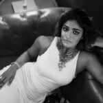 Dimple Hayathi Instagram - Actress @dimplehayathi Publisher, Editor-in-chief, makeup, styling & concept @itsmesangeethakailash @varaabyskmagzine Photography 📸 @sandeep.mv @_Sunburstt_ Designer : @sounaksenbarat @houseofthreestudio Venue @royalorchidbangalore Jewellery @amrapalijewels & @velvetboxby #dimplehayathi #Sunburstt #Sandeepmv #PortraitsbySMV #varaabyskmagzine #Khiladi #atarangire #houseofthreestudio #profoto #sonyalphain #betterwhenyoutether Hotel Royal Orchid, Bangalore