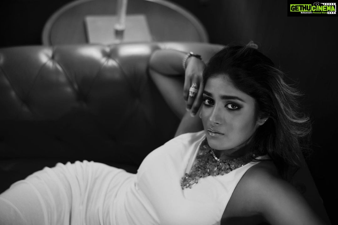 Dimple Hayathi Instagram - Actress @dimplehayathi Publisher, Editor-in-chief, makeup, styling & concept @itsmesangeethakailash @varaabyskmagzine Photography 📸 @sandeep.mv @_Sunburstt_ Designer : @sounaksenbarat @houseofthreestudio Venue @royalorchidbangalore Jewellery @amrapalijewels & @velvetboxby #dimplehayathi #Sunburstt #Sandeepmv #PortraitsbySMV #varaabyskmagzine #Khiladi #atarangire #houseofthreestudio #profoto #sonyalphain #betterwhenyoutether Hotel Royal Orchid, Bangalore