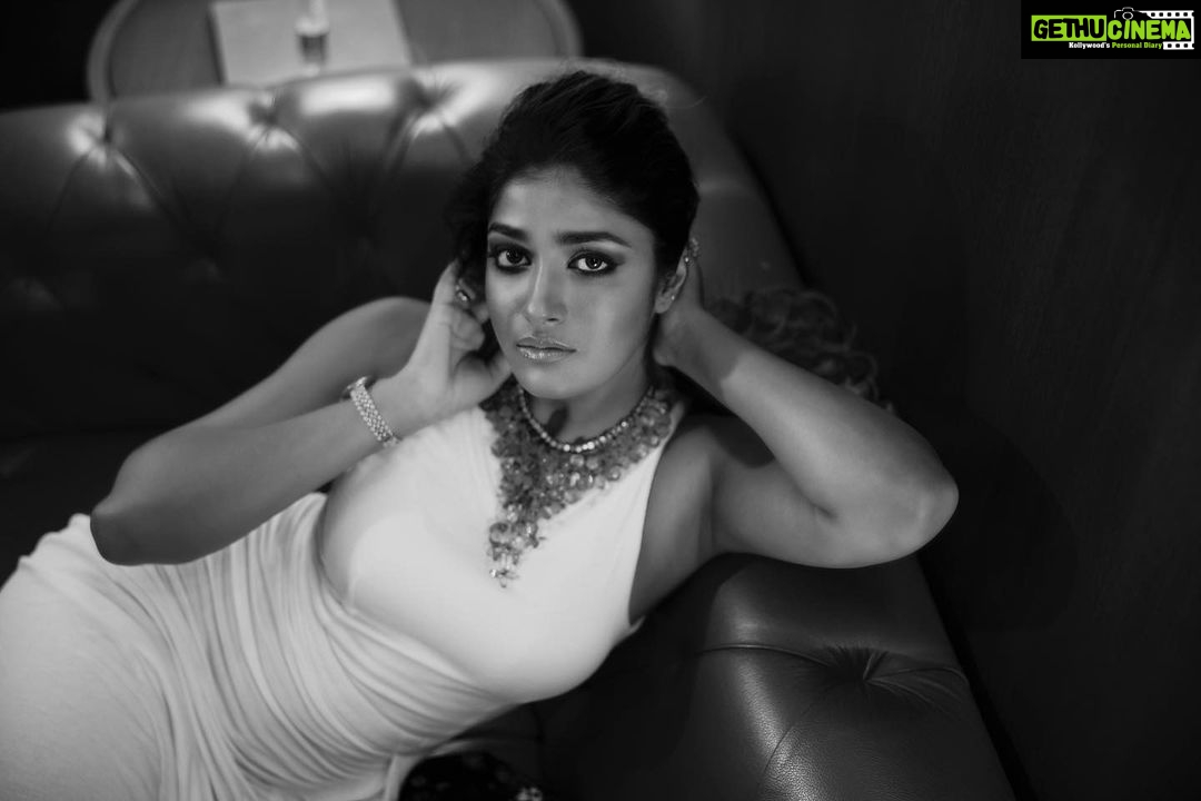 Dimple Hayathi Instagram - Actress @dimplehayathi Publisher, Editor-in-chief, makeup, styling & concept @itsmesangeethakailash @varaabyskmagzine Photography 📸 @sandeep.mv @_Sunburstt_ Designer : @sounaksenbarat @houseofthreestudio Venue @royalorchidbangalore Jewellery @amrapalijewels & @velvetboxby #dimplehayathi #Sunburstt #Sandeepmv #PortraitsbySMV #varaabyskmagzine #Khiladi #atarangire #houseofthreestudio #profoto #sonyalphain #betterwhenyoutether Hotel Royal Orchid, Bangalore