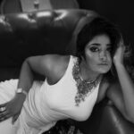 Dimple Hayathi Instagram - Actress @dimplehayathi Publisher, Editor-in-chief, makeup, styling & concept @itsmesangeethakailash @varaabyskmagzine Photography 📸 @sandeep.mv @_Sunburstt_ Designer : @sounaksenbarat @houseofthreestudio Venue @royalorchidbangalore Jewellery @amrapalijewels & @velvetboxby #dimplehayathi #Sunburstt #Sandeepmv #PortraitsbySMV #varaabyskmagzine #Khiladi #atarangire #houseofthreestudio #profoto #sonyalphain #betterwhenyoutether Hotel Royal Orchid, Bangalore