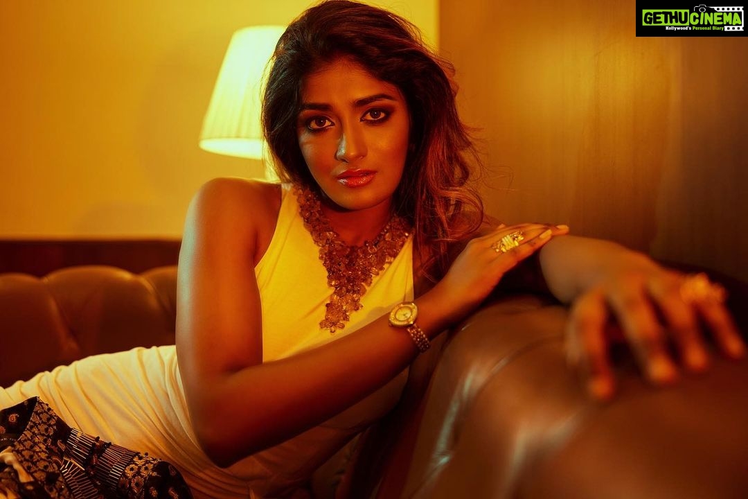 Dimple Hayathi Instagram - Actress @dimplehayathi Publisher, Editor-in-chief, makeup, styling & concept @itsmesangeethakailash @varaabyskmagzine Photography 📸 @sandeep.mv @_Sunburstt_ Designer : @sounaksenbarat @houseofthreestudio Venue @royalorchidbangalore Jewellery @amrapalijewels & @velvetboxby #dimplehayathi #Sunburstt #Sandeepmv #PortraitsbySMV #varaabyskmagzine #Khiladi #atarangire #houseofthreestudio #profoto #sonyalphain #betterwhenyoutether at Hotel Royal Orchid, Bangalore