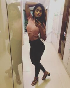 Dimple Hayathi Instagram - Head over heels 👠! #dimplehayathi #dimplehayati #yesimhot #fit