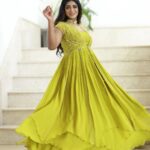 Dimple Hayathi Instagram – Green never looked so good! Our lovely @dimplehayathi turning heads and stealing hearts in this stunning green ensemble. 💚
#Ramabanam 🏹
Outfit: @piriindia
Jewellery : @treasureboxoriginals
Styling: @hersheyy05
Assisted by: @_vyshnavi_hk
Makeup: @aruusmakeup