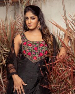 Dimple Hayathi Instagram - We clearly have too many favorites! 

Outfit: @keerthikadireofficial 
Photography: @puchi.photography 
Jewllery: @karnikajewelshyd 
Makeup: @aruusmakeup 
Hair: @nagukasu 
.
.
.
.
.
.
.
.
#stylediaries #raamabaanam #peoplemediafactory #tollywood #styling #dimplehayathi #celebstyle