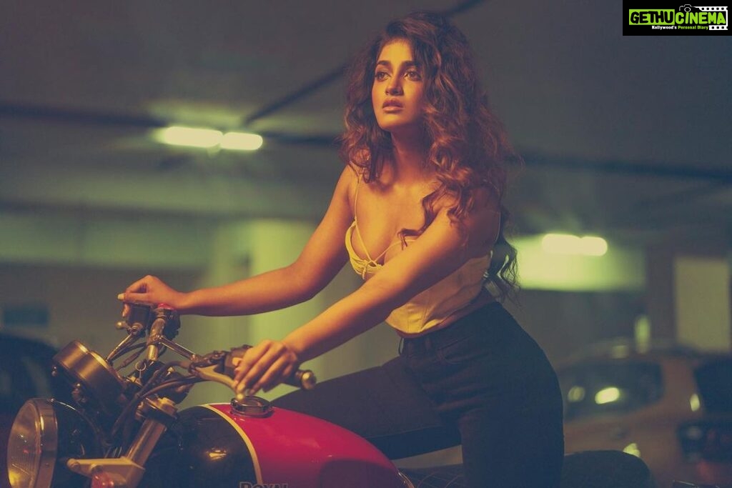 Dimple Hayathi Instagram - Don’t wait on someone to take you for a ride . Ride on your own..! #dimplehayathi