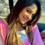 Dipika Kakar Instagram - Jab perfect light & perfect photographer dono saath ho 🥰 . . guess kisne click ki 😜