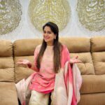 Dipika Kakar Instagram - Aap Sabko Eid Mubarak ❤️ . . . Outfit by @anusoru thank u anuuuu ❤️❤️❤️