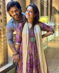 Dipika Kakar Instagram - Khoobsurat sham❤️ aur tum @shoaib2087