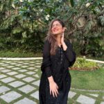 Disha Parmar Instagram - Yeh hawaayein zulfon mein meri..