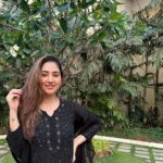 Disha Parmar Instagram - Yeh hawaayein zulfon mein meri..