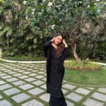 Disha Parmar Instagram - Yeh hawaayein zulfon mein meri..