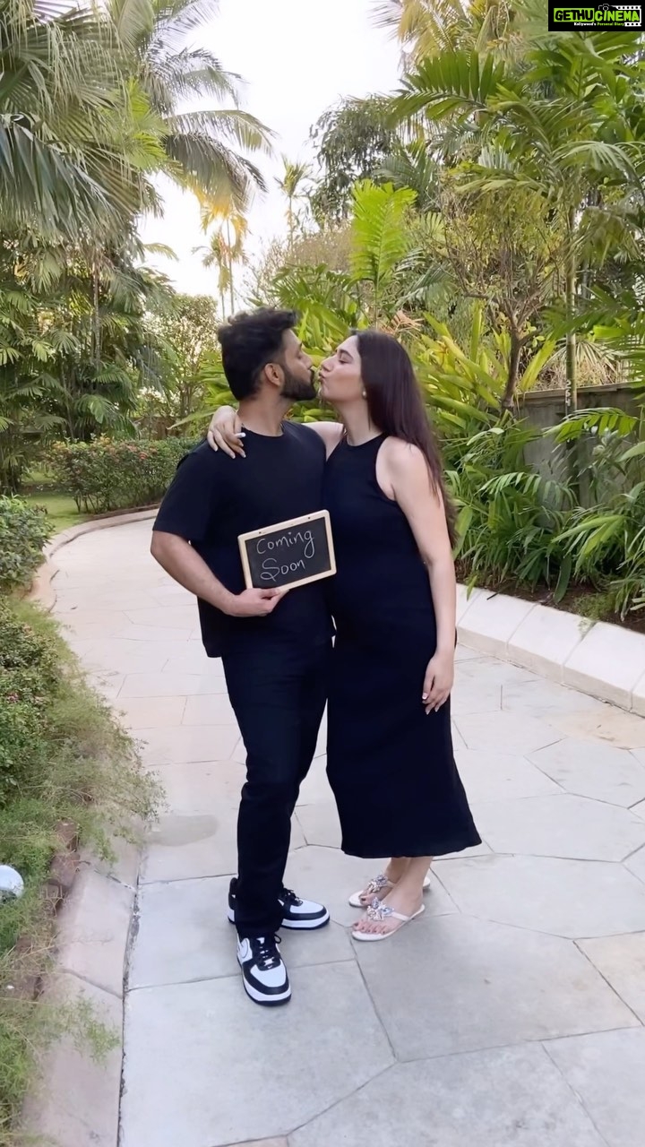 Disha Parmar Instagram - This video needs No Caption.. just 🥹🥹♥️♥️