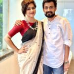 Ditipriya Roy Instagram - রাশি ব্যানার্জি মিনাজ আহমেদ রাজনীতি র। দুই চরিত্র সামনের রাজনীতিতে সম্পর্কটা আদায় কাঁচকলা হলেও, রাজনীতির পিছনে আমরা এমনই... #রাজনীতি streaming on @hoichoi.tv Directed by @souravcinsta