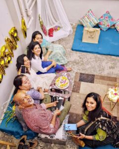 Ditipriya Roy Instagram - ॥ ২৪ শে ২৪ ॥ . .All about last night . Once again Happy anniversary Maa & Baba . Thank you everyone for making their special day more special 🌸♥️ . . . . . . #anniversary #love #celebration #friends #family #rooftop #mood #positivevibes #happysoul #thankful #grateful #hope #lastnight #insta #instadaily #instamood #instagram