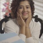 Ditipriya Roy Instagram - The most awaited brand, St.Ives, is finally here with there Watermelon Hydrating Face wash & Blackhead Clearing 3 in 1 Face Scrub to sort my skincare regime! It is infused with Hyaluronic acid & 100% Natural Watermelon Extracts which keeps a healthy skin barrier & replenishes my skin with essential nutrients. St.Ives scrubs away my blackheads & impurities and provides me with natural care! #CleanseScrubGlow #PourOutThePores