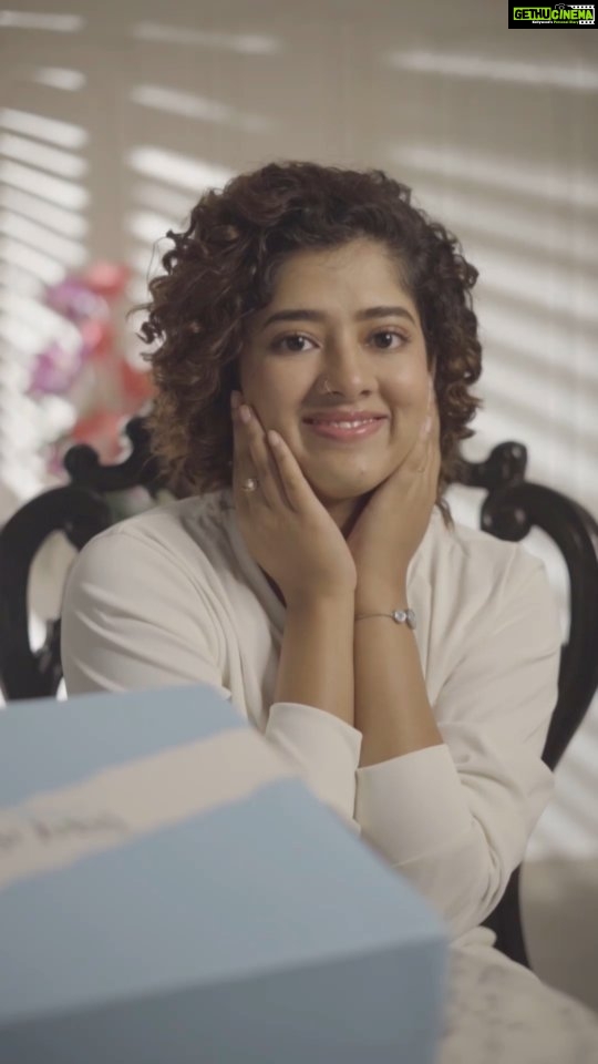 Ditipriya Roy Instagram - The most awaited brand, St.Ives, is finally here with there Watermelon Hydrating Face wash & Blackhead Clearing 3 in 1 Face Scrub to sort my skincare regime! It is infused with Hyaluronic acid & 100% Natural Watermelon Extracts which keeps a healthy skin barrier & replenishes my skin with essential nutrients. St.Ives scrubs away my blackheads & impurities and provides me with natural care! #CleanseScrubGlow #PourOutThePores