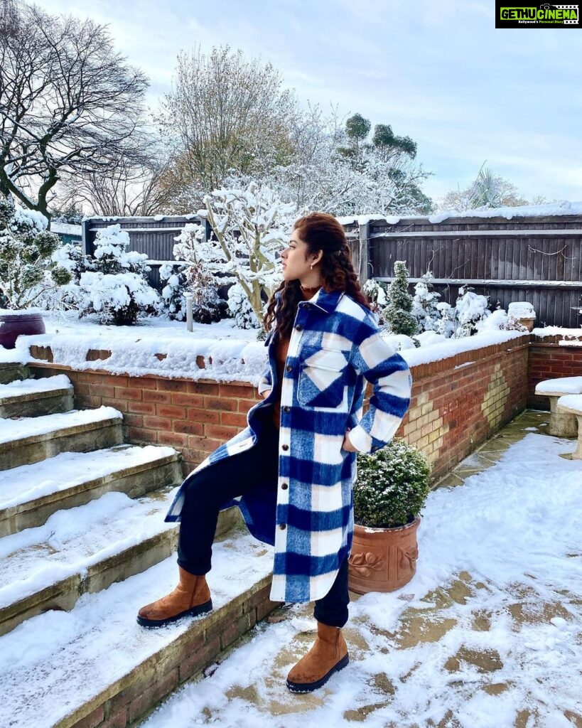 Ditipriya Roy Instagram - "It is the life of the crystal, the architect of the flake, the fire of the frost, the soul of the sunbeam. This crisp winter air is full of it." - John Burroughs . . . . . . . . . #london #winter #december #winterfashion #winteroutfit #boots #snowfall #city #white #snowflakes #love #morningvibes #morning #frost #positivevibes #happysoul London, United Kingdom