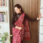 Ditipriya Roy Instagram - ॥শুভ বসন্ত পঞ্চমী॥ 🌸🙏🏻 . . . . . . .#saraswatipuja #basantpanchami #lookbook #saree #tradition #traditionalwear #ethnicwear #jewellery #red #black #moods #love #instagram #instalike #instadaily