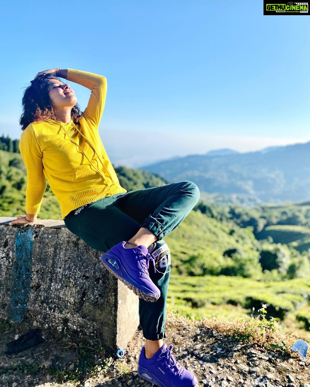 Ditipriya Roy Instagram - Our peace shall stand as firm as Rocky Mountains……..🏔♥️ . . . . . . . . . . #mountains #autumn #autumnvibes #sunshine #colourpop #bright #nature #naturelover #curlyhair #messyhair #mood #positivevibes #soulsearching #love #peace #instalike #instamoment #instamood