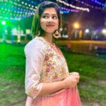 Ditipriya Roy Instagram - Wishing you all a very Happy & prosperous Diwali……🪔✨💫♥️ . . . . . . . . . . . #diwali #nosound #ethnicwear #bengali #celebration #love #light #sparkle #shine #candles #lighting #lookbook #diwaliscenes #shorthair #instafashion #instalike #instadaily