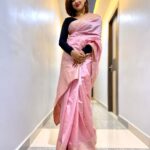 Ditipriya Roy Instagram - ॥ শুভ চতুর্থী ॥ 🙏🏻❤️ . . . . . . . #durgapuja #durgapujo #durgapuja2022 #saree #sareelook #festivelook #festivity #durgaidol #art #celebration #westbengal #bengal #culture #durgamaa MALDA-মালদা