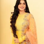 Divya Bharathi Instagram - Your sunshine girl🤍 📸 @shareefnandyala 👗 @sameenasofficial Earrings @rimliboutique