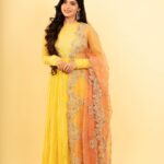 Divya Bharathi Instagram - Your sunshine girl🤍 📸 @shareefnandyala 👗 @sameenasofficial Earrings @rimliboutique