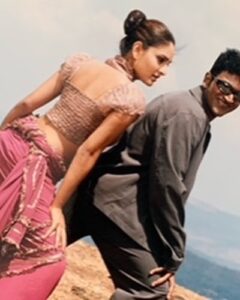 Divya Spandana Instagram - Sharing some pictures from 20 years ago when my first film Abhi released. I remember these moments so vividly. The first one is from the initial days of shoot at St. Joseph’s college (sum sumne song shoot) The second from the last day of shoot at Chikmagalur, we shot for Ee Nanna Kannane. The third is from a party hosted by my father after the private screening of Abhi. The last photo is from the 100days celebration of the movie with Appaji who gave me the memento. I cried on my first day of shoot because I was very nervous and I remember crying inconsolably on the last day of shoot because I was so attached to the team I didn’t want it to end. 🌻🌻 

ನನ್ನ ಮೊದಲ ಚಿತ್ರ ,ಅಪ್ಪು ಅವರ ಜೊತೆಗಿನ ‘ಅಭಿ’ ಬಿಡುಗಡೆ ಆಗಿ ಇಂದಿಗೆ 20  ವರ್ಷಗಳು. 
ನನ್ನ ಅಭಿಮಾನಿಗಳ ಹಾಗೂ ಹಿತೈಷಿಗಳ ಕಡೆಯಿಂದ ಇಲ್ಲಿಯವರೆಗೂ ನಾನು ಪಡೆದಿರುವ ನಿರಂತರ ಪ್ರೀತಿಗೆ ನನ್ನ ಹೃದಯವು ಕೃತಜ್ಞತೆಯಿಂದ ತುಂಬಿದೆ.ನನಗೆ ಅವಕಾಶ ಕೊಟ್ಟ ರಾಜ್ ಕುಟುಂಬಕ್ಕೆ ನಾನು ಸದಾ ಚಿರಋಣಿ ಮತ್ತು ನನ್ನ ಸುದೀರ್ಘ ಸಿನಿ ಪಯಣದಲ್ಲಿ ನನ್ನೊಂದಿಗೆ ಕೆಲಸ ಮಾಡಿದ ಎಲ್ಲರಿಗೂ ಹೃತ್ಪೂರ್ವಕ ಧನ್ಯವಾದಗಳು . 
 
ಪ್ರೀತಿಯಿಂದ ನಿಮ್ಮ ರಮ್ಯಾ ♥️

20 years since my first film Abhi released. 
My heart is filled with gratitude for all the love I’ve received from my fans and well-wishers. 
Indebted to the Rajkumar family for the opportunity. Sending big love to everyone I have worked with. Thank you for being such an indelible part of my life.

P.s Appu will forever remain my first friend and most favourite co-star. ♥️