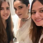 Divya Spandana Instagram - White nights 💫🌟 Makeup @shefalisurvemua Hair @hairartistry_by_lavibuxani Styling @bhavyagowda.07 Assisted by @meghanashetty2011 Jewellery @gajraj_jewellers