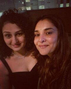 Divya Spandana Instagram - You know sometimes you watch a film and you’re at a loss of words because what you’ve just experienced is beyond expression?- Kantara is one of those. The film is something you have to, HAVE TO, experience. I learnt so much about Bhoota Kola and I truly believe that in the last 10 mins of the film, Rishab had a divine intervention in his performance. You will 100% agree with me after you watch the film. Rishab @rishabshettyfilms I cannot compliment you enough but I want to thank you for making us all so proud of this film and what you’ve done. Sapthami @sapthami_gowda you have amazing screen presence, and I’m astonished that this is only your second film, you’ve done exceptionally well. Arvind @arvindskash your amazing visuals immersed us into the world of Kantara. @hombalefilms @vkiragandur @karthik_krg how do you all manage to always get it right?! The winning streak continues ♥️ @pragathirishabshetty congratulations on your debut performance 🤗

Kantara releases tomorrow, trust me when I say this- you don’t want to miss this one. Enjoy!

P.s @rajbshetty choreography of the Bhoota Kola sequence is truly admirable 🤩