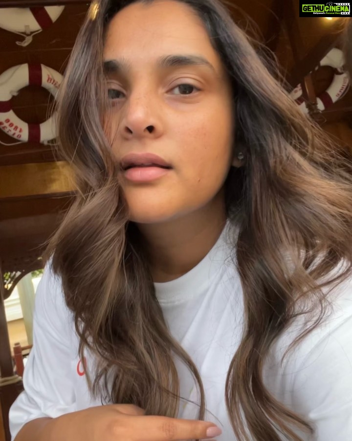Divya Spandana Instagram - Let your skin breathe…free of filters