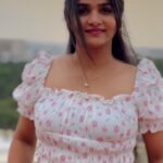 Divya Uruduga Instagram - And Bloom✨ 💛🖤 #divyauruduga #divyau #du #D #uruduga #DU #DUvians #thirthahalli #d #shivamoga #kpdu #arviya #arviyans #arya #preetiirali #live #love #laugh #peace #positivity #🧿