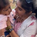 Divya Uruduga Instagram - Universe my love!💃 thank you for the wide range of experience’s, opportunities, love, light and everything I’m experiencing of late! My whole perspective of looking into life has been changing! @drsudhakark.officia : @drsudhakark.official : campaigning for this wonderful Human from past few days. In and around Chikballapura has been developing massively since a decade! Every roads in the smallest of the smallest village are concreted! Water facility , Hospital, medical college, free sights and houses and what not?! Sir you have been doing a commendable job! You inspire a lot of them! A true leader for a Reason!! Tip: Good Intentions in the mind! love in the heart♥️ and keep going!!🫰🏻 💛🖤 #divyauruduga #divyau #du #D #uruduga #DU #DUvians #thirthahalli #d #shivamoga #kpdu #arviya #arviyans #arya #preetiirali #live #love #laugh #peace #positivity #🧿