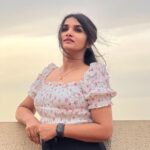 Divya Uruduga Instagram - We are who we choose to be! 👻💃 💛🖤 📸: @darshan_uruduga 🐒 #divyauruduga #divyau #du #D #uruduga #DU #DUvians #thirthahalli #d #shivamoga #kpdu #arviya #arviyans #arya #preetiirali #live #love #laugh #peace #positivity #🧿