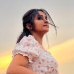 Divya Uruduga Instagram - We are who we choose to be! 👻💃 💛🖤 📸: @darshan_uruduga 🐒 #divyauruduga #divyau #du #D #uruduga #DU #DUvians #thirthahalli #d #shivamoga #kpdu #arviya #arviyans #arya #preetiirali #live #love #laugh #peace #positivity #🧿