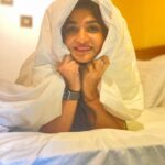 Divya Uruduga Instagram - The Gumma series!! 👻👻 💛🖤 Pc: @chandu_s_a #divyauruduga #divyau #du #D #uruduga #DU #DUvians #thirthahalli #d #shivamoga #kpdu #arviya #arviyans #arya #preetiirali #live #love #laugh #peace #positivity #🧿
