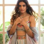 Divyansha Kaushik Instagram -