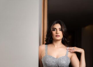 Divyansha Kaushik Instagram - Takkar pre release event 🪩🪩 Styled by @officialanahita Outfit: @varunchakkilam Bracelet and ring: @adornablesbysonalimehra Heels: @centroshoesindia Makeup: @katzbeauty Pic: @srujanluckyphotography