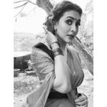 Durga Krishna Instagram - Give me an Old Fashion Sort Of Love. Makeup : @vikas.vks.makeupartist Hair : @nikhil_vks Saree : @swayamvarasilksindia Blouse : @arsignatureofficial